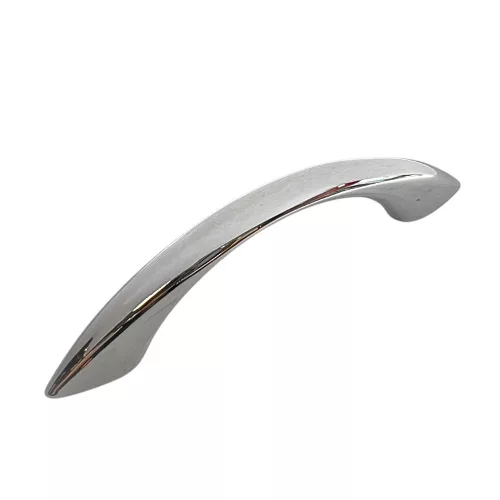 BÚTORFOGANTYÚ 96MM KRÓM AK 222 CP