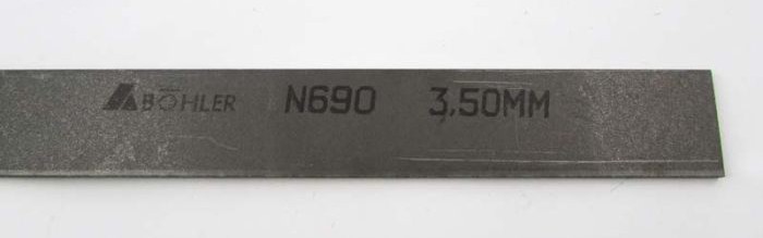 N690 rozsdamentes késacél – 3,5 × 50 × 250 mm
