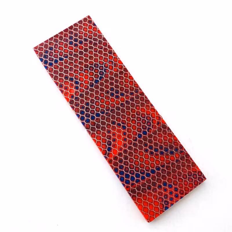 C-TEC Narancs / Fekete Mégsejt mintás Markolatlap 120×40×8 mm – Prémium Kompozit Alapanyag